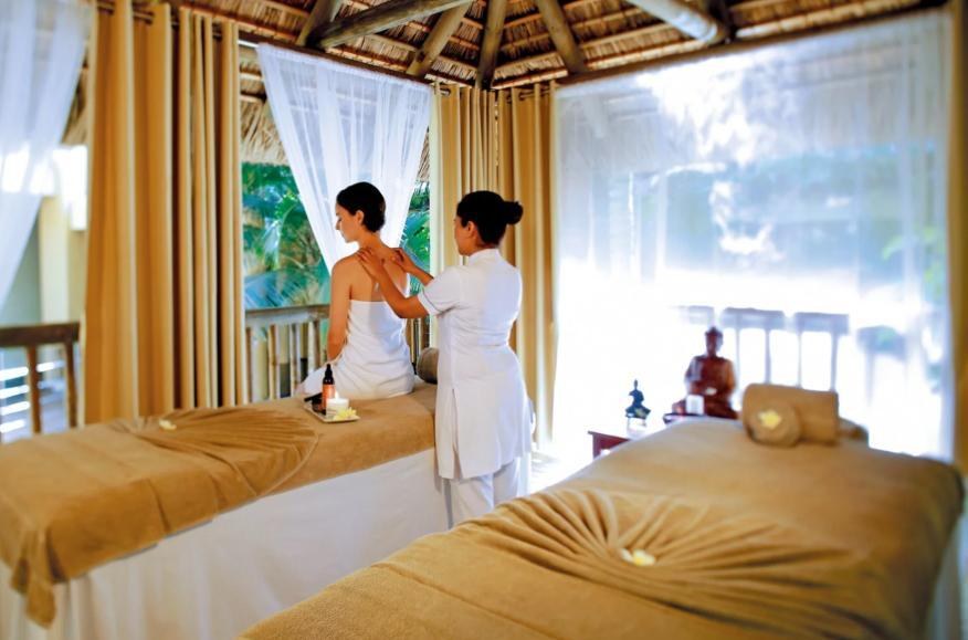 Cabina della Spa Beachcomber aperta sulla natura
